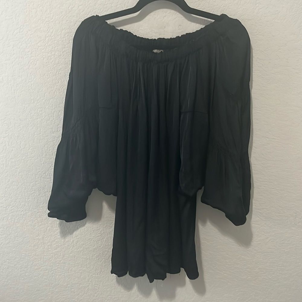 SOFIA Italian Womens Top Black Satin Off-Shoulder Batwing Sleeves, Size M/L